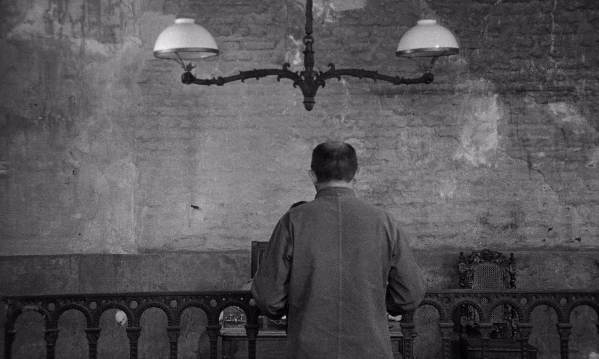 爱之岛 [中文字幕].Goto,Island.of.Love.1968.Arrow.BluRay.1080p.LPCM.1.0.x265.10bit-DreamHD 5.42GB-2.png