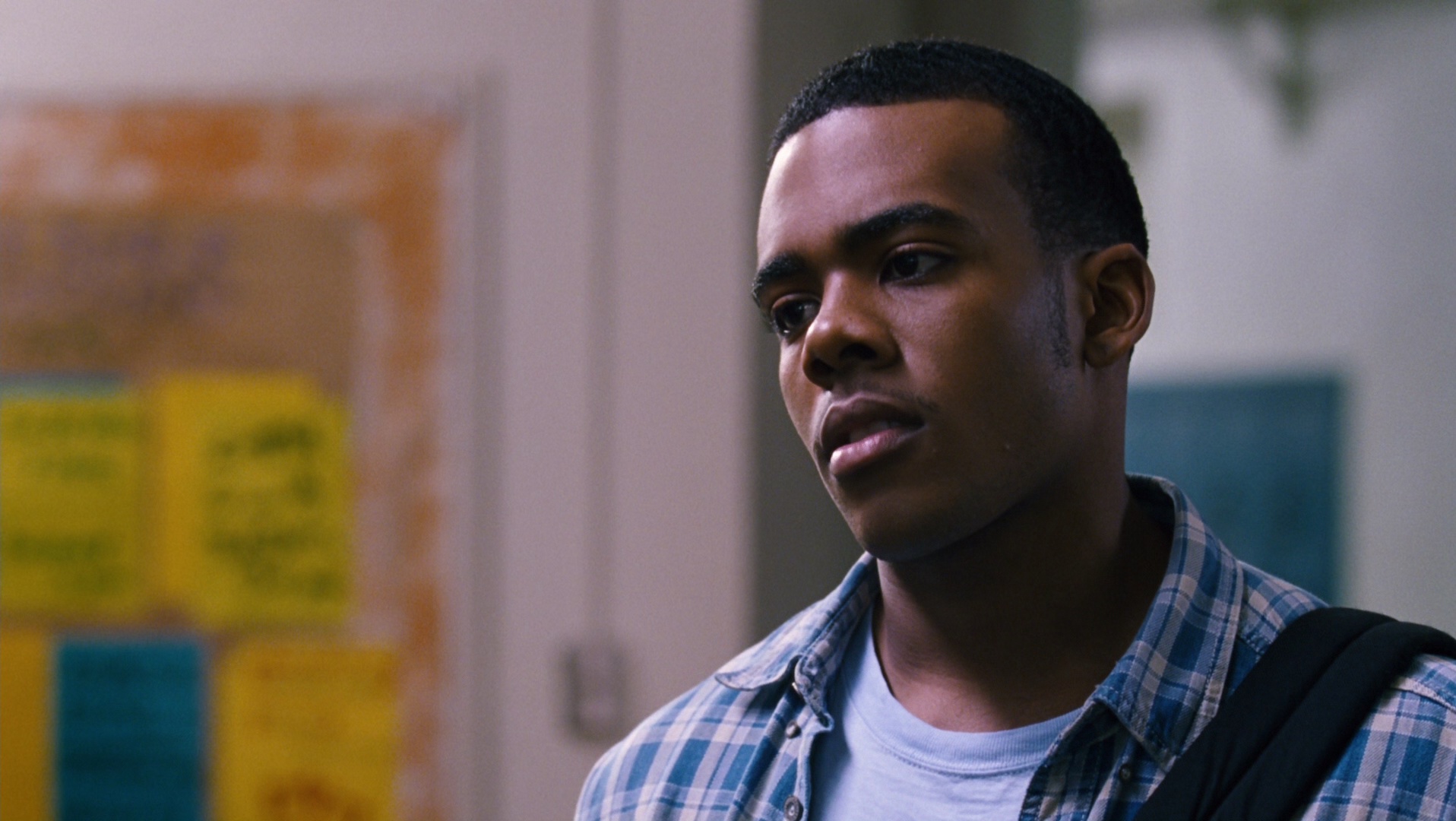 自由作家 [国英多音轨/中英字幕].Freedom.Writers.2007.BluRay.1080p.DD.5.1.x265.10bit-DreamHD 9.46GB-7.png