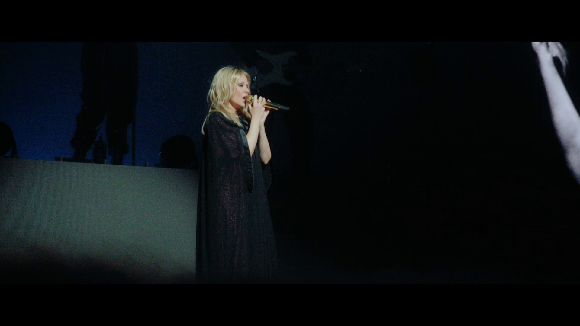 凯莉·米洛：Tension巡回演唱会 [中文字幕].Kylie.Tension.Tour.Live.2026.1080p.NF.WEB-DL.DDP5.1.H264-PandaQT 4.81GB-5.png