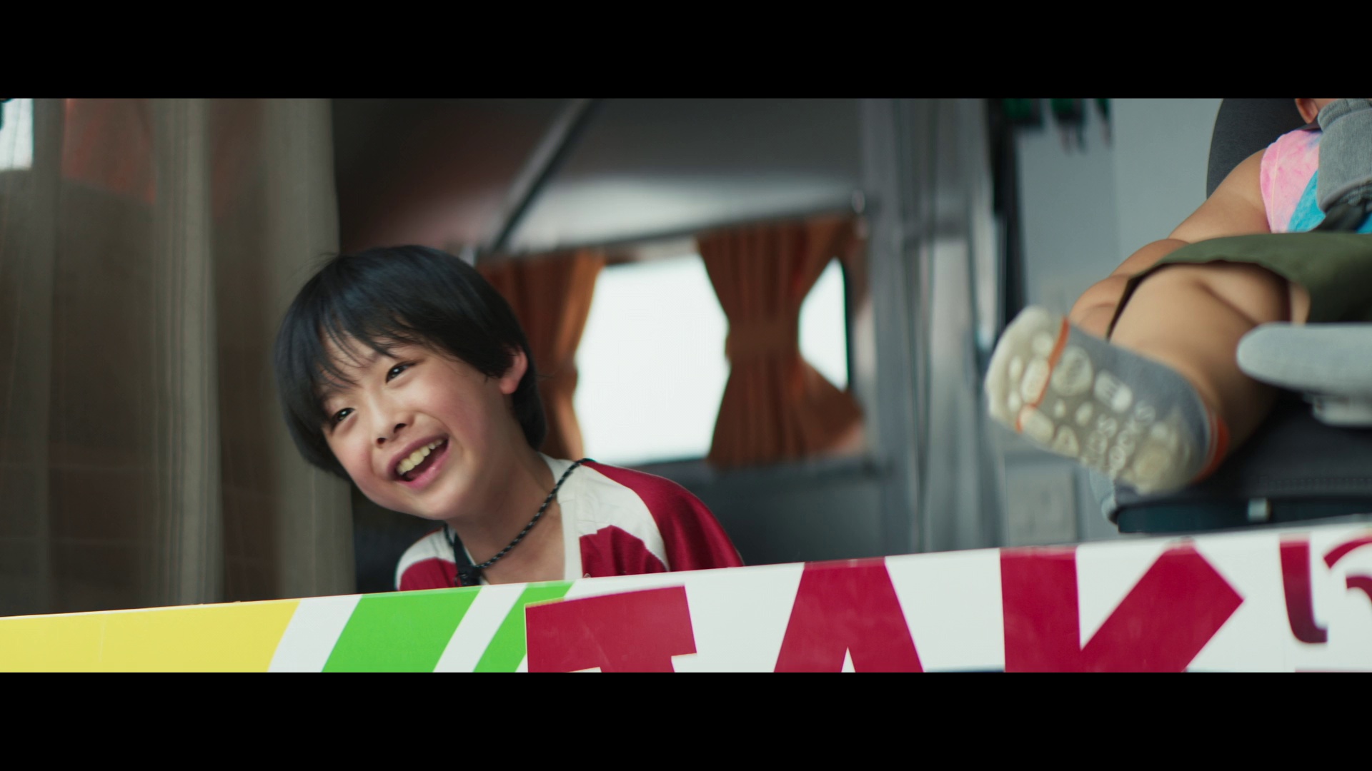 餐车情缘：偷心弹跳猪 [简繁英字幕].Food.Truck.Stolen.Love.and.Moo.Deng.2025.1080p.NF.WEB-DL.DDP.5.1.H.264-DreamHD 4.04GB-2.png