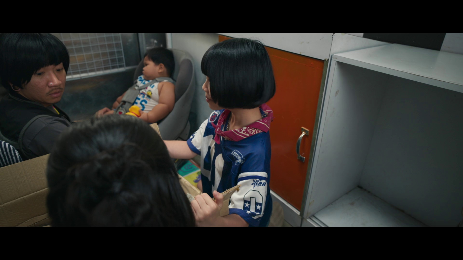 餐车情缘：偷心弹跳猪 [简繁英字幕].Food.Truck.Stolen.Love.and.Moo.Deng.2025.1080p.NF.WEB-DL.DDP.5.1.H.264-DreamHD 4.04GB-5.png