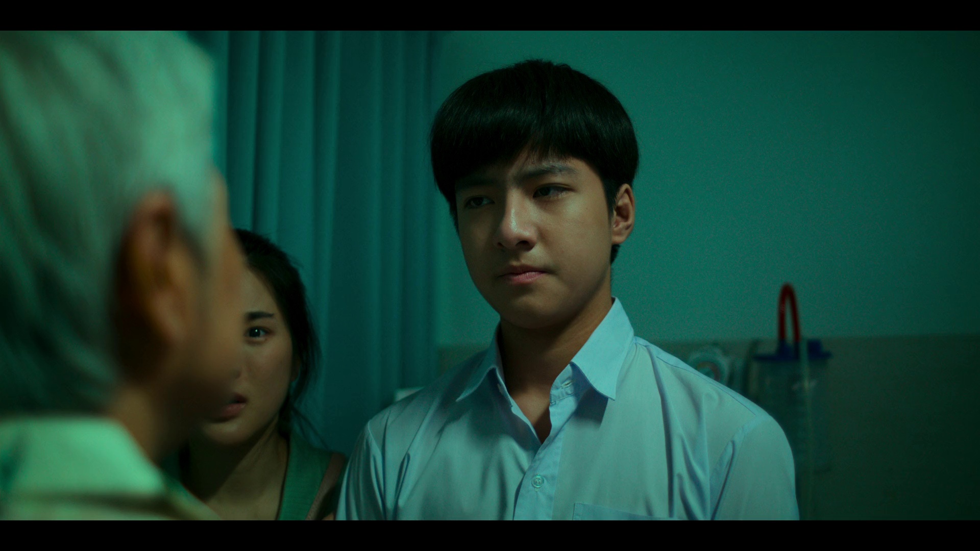 真相背后 [简繁英字幕].The.Whole.Truth.2021.1080p.NF.WEB-DL.DDP5.1.H264-PandaQT 7.40GB-2.png