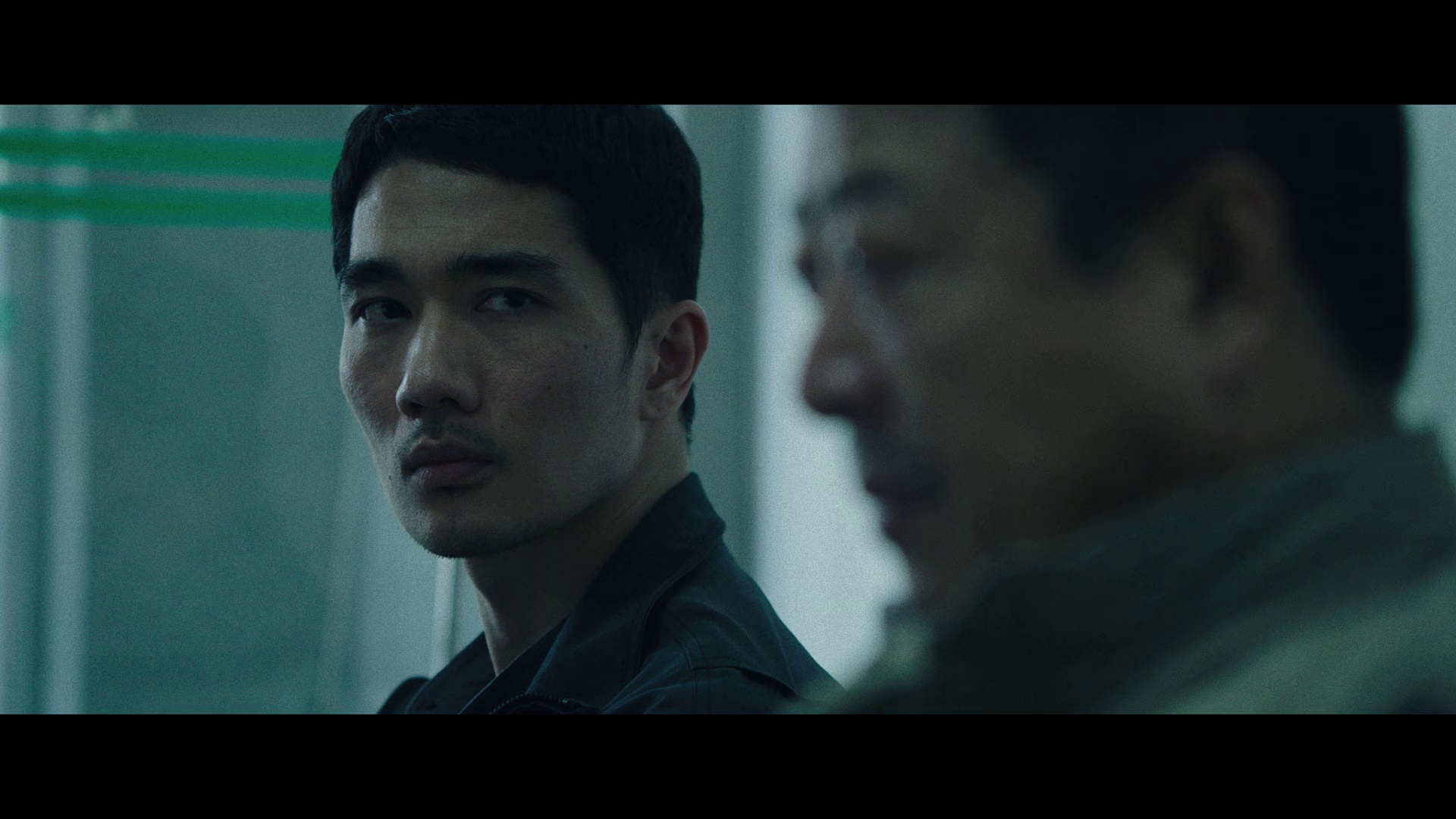 乐园之夜 [简繁英字幕].Night.in.Paradise.2020.1080p.NF.WEB-DL.DDP5.1.H264-PandaQT 8.18GB-3.png