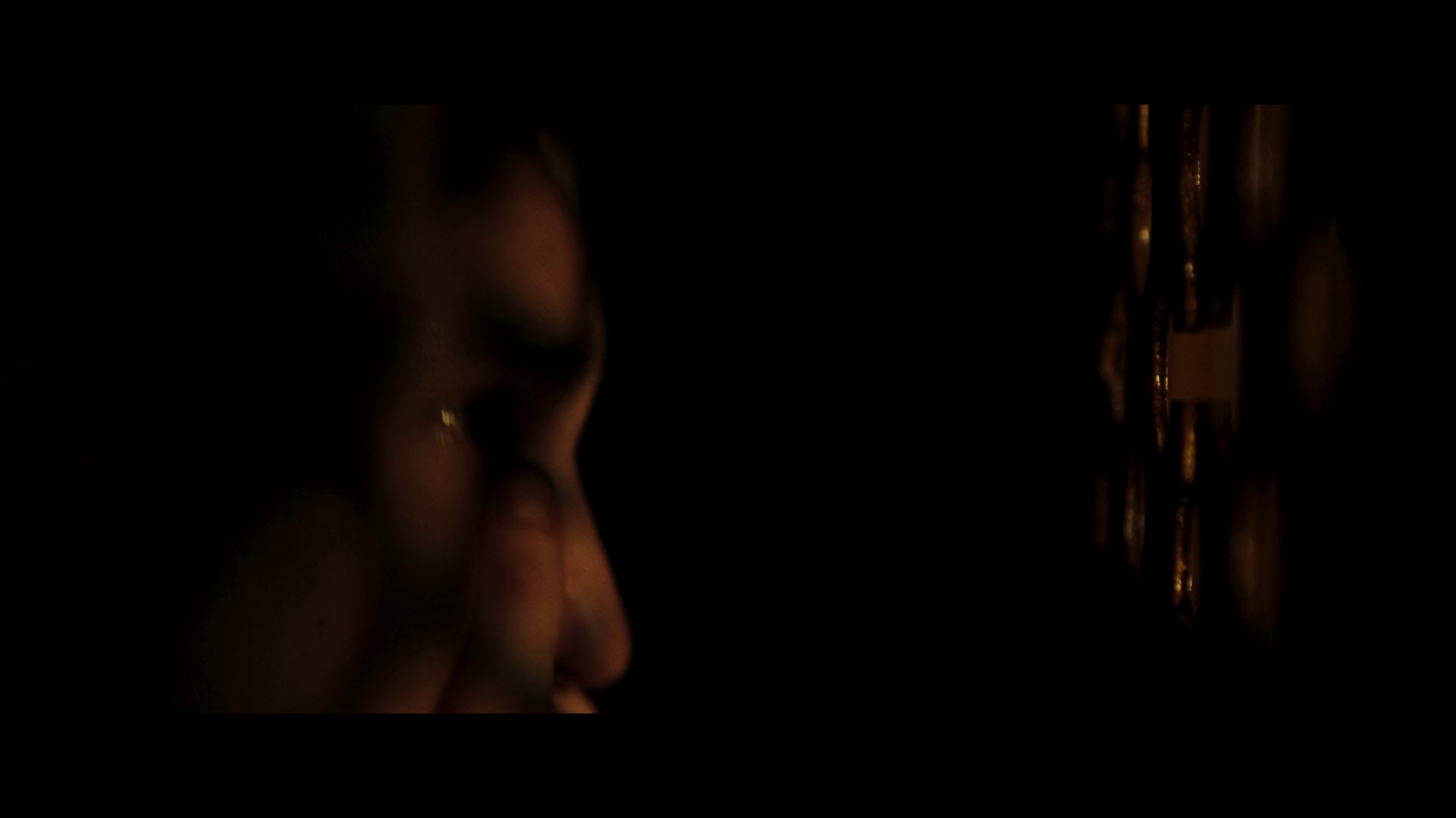 今夜林中无人入睡 [简繁英字幕].Nobody.Sleeps.in.the.Woods.Tonight.2020.1080p.NF.WEB-DL.DDP5.1.H264-PandaQT 5.92GB-5.png