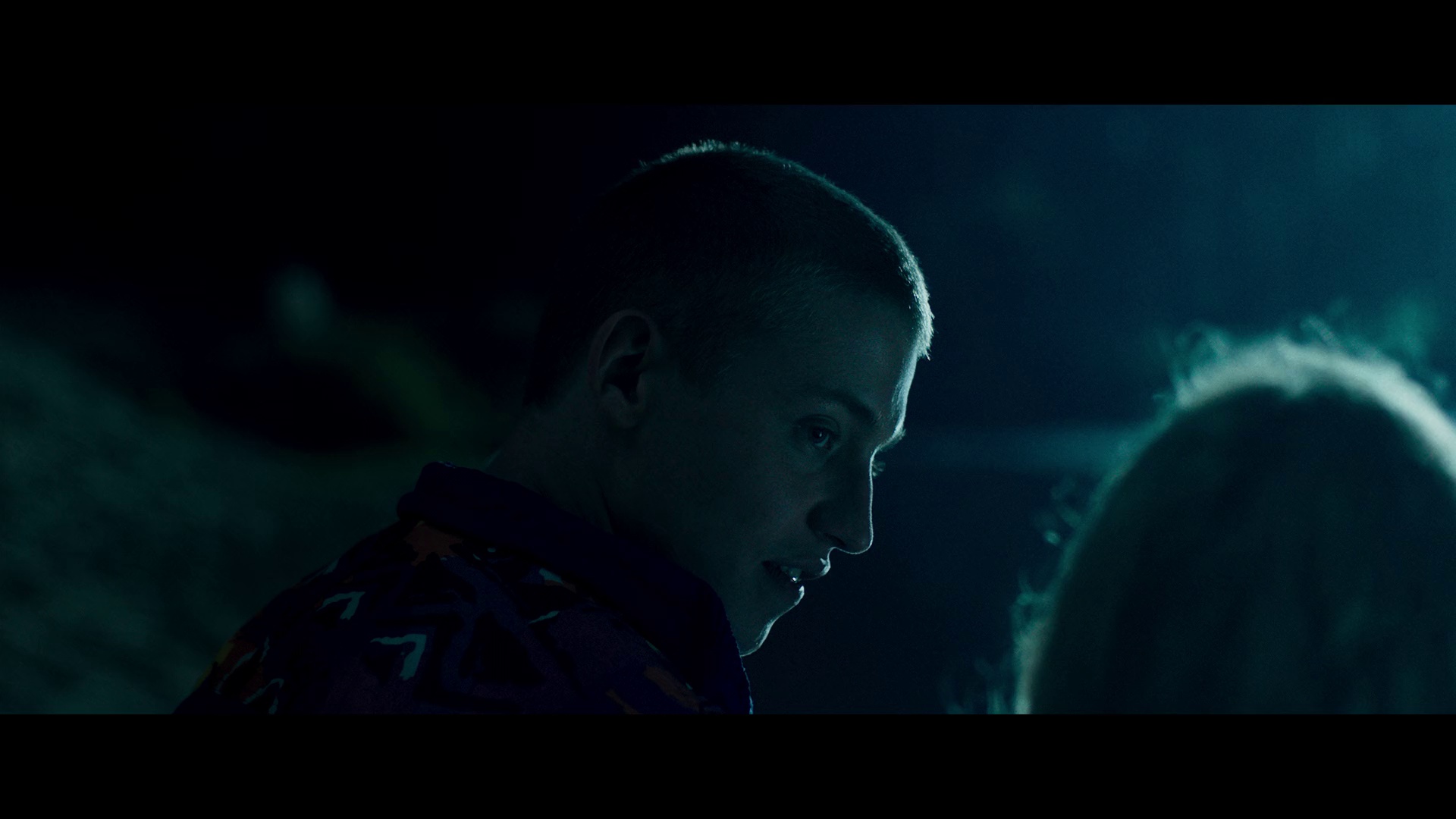 今夜林中无人入睡 [简繁英字幕].Nobody.Sleeps.in.the.Woods.Tonight.2020.1080p.NF.WEB-DL.DDP5.1.H264-PandaQT 5.92GB-3.png