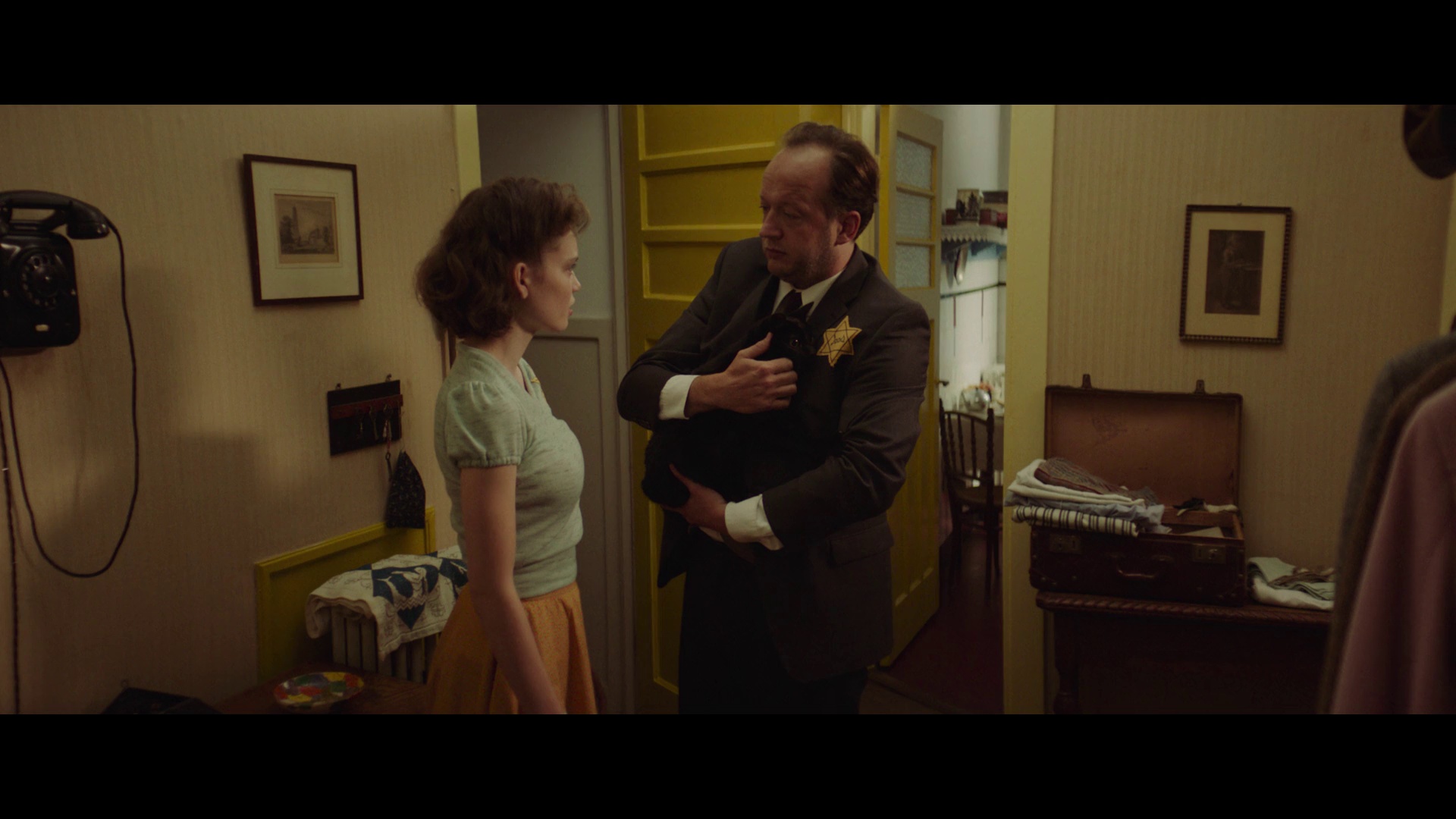 我最好的朋友安妮·弗兰克 [简繁英字幕].My.Best.Friend.Anne.Frank.2021.1080p.NF.WEB-DL.DDP5.1.H264-PandaQT 4.51GB-5.png