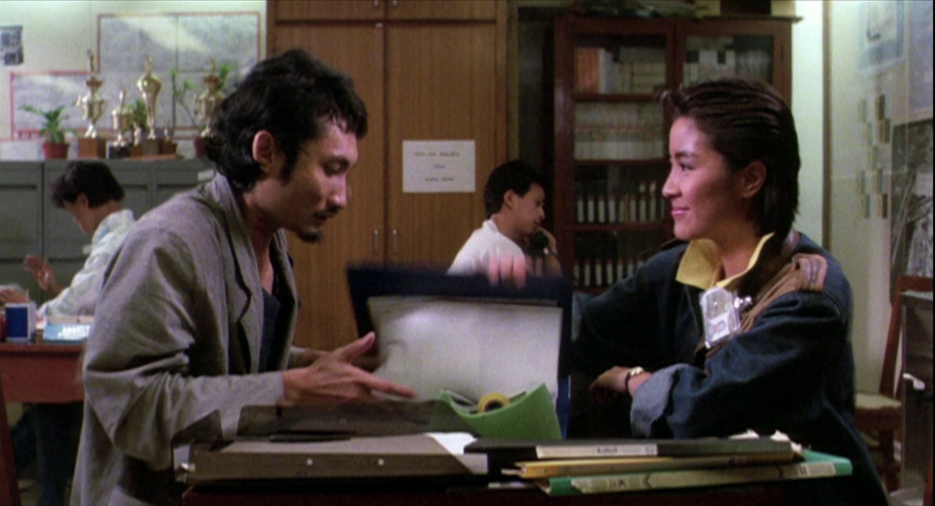 皇家师姐 [国语音轨/中英字幕].Yes,.Madam.1985.Bluray.1080p.DD5.1.x264-DreamHD 7.67GB-4.png
