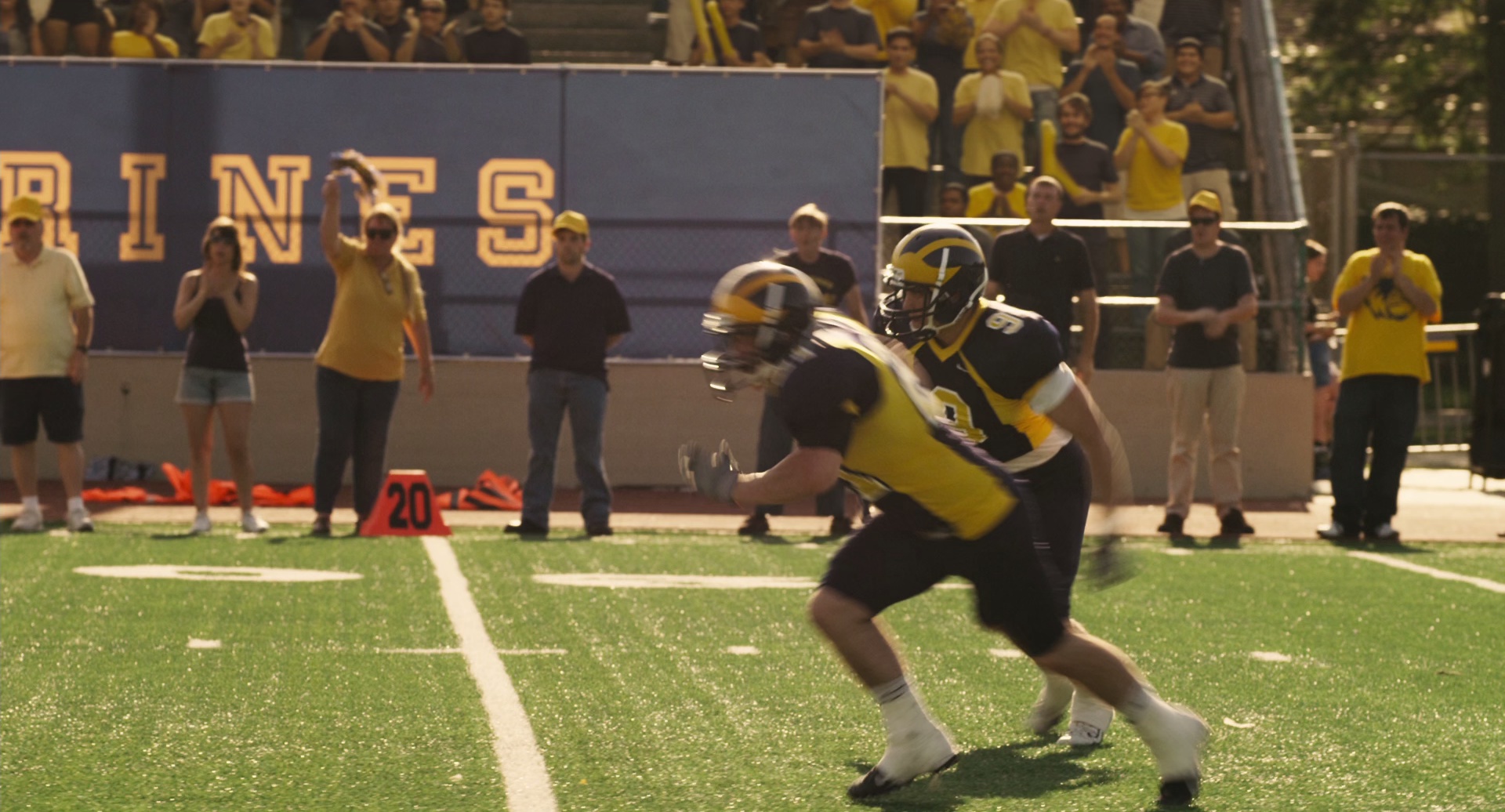 决胜巅峰 [中文字幕].When.the.Game.Stands.Tall.2014.BluRay.1080p.DTS-HDMA.5.1.x265.10bit-DreamHD 8.24GB-4.png