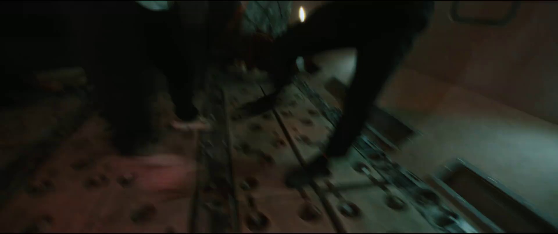 万米危机 [国语配音/中文字幕].Wings.of.Dread.2026.2160p.WEB-DL.H265.DTS-QuickIO 1.85GB-6.png