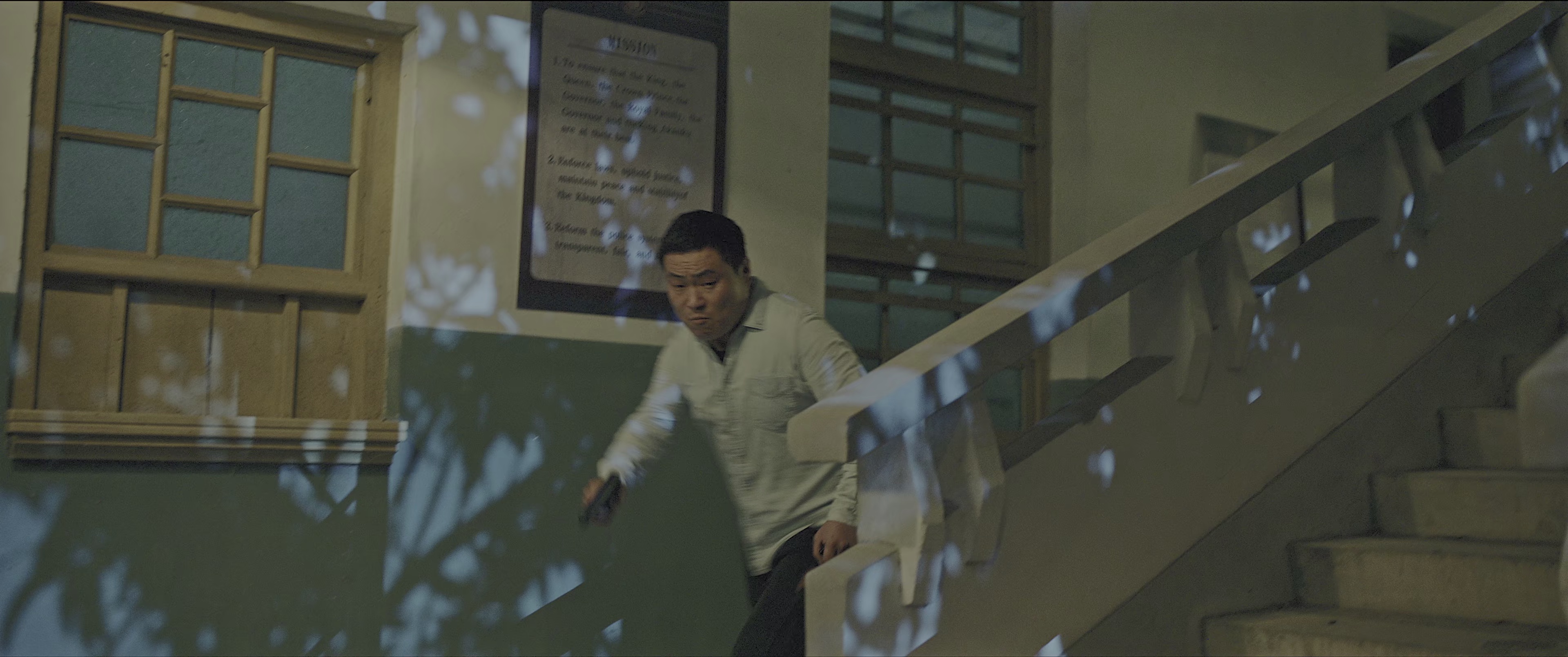 致命潮汐 [国语配音/中文字幕].Murder.Game.2026.2160p.WEB-DL.H265.AAC-QuickIO 3.53GB-6.png