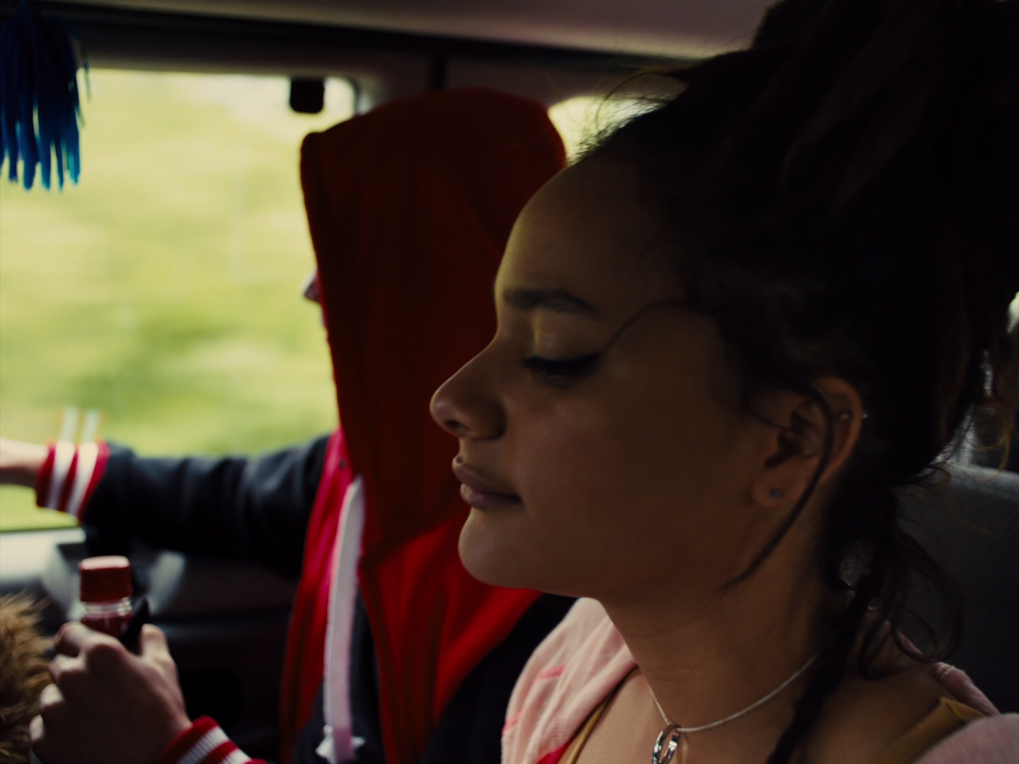 美国甜心 [简繁英字幕].American.Honey.2016.BluRay.1080p.DTS-HD.MA.5.1.x265.10bit-DreamHD 10.90GB-4.png