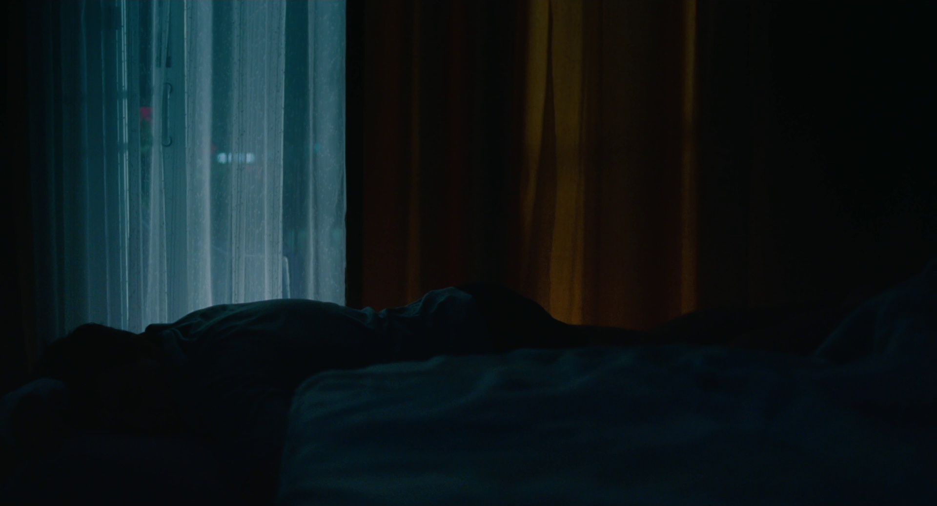 晒后假日 [简繁英字幕].Aftersun.2022.BluRay.1080p.DTS-HD.MA.5.1.x264-DreamHD 13.83GB-2.png