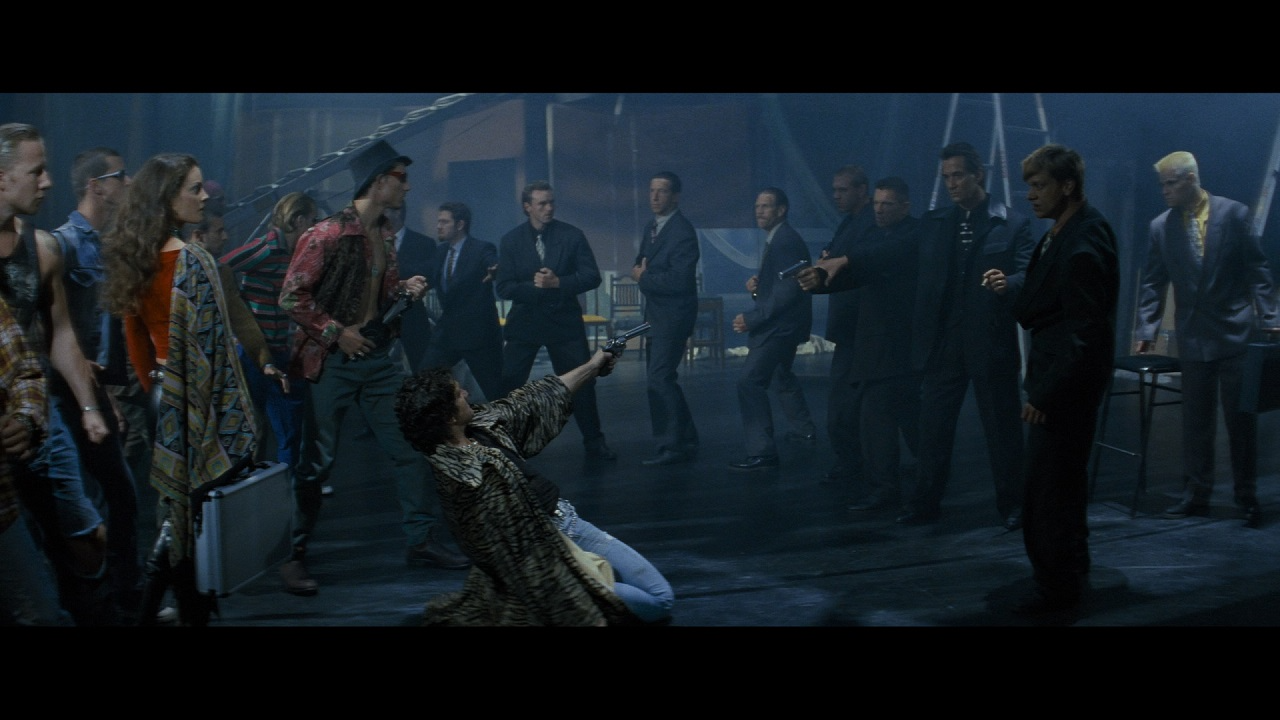 一个好人 [国粤英/中字].Mr.Nice.Guy.1997.2160p.UHD.BluRay.x265.10bit.SDR.DTS-HDMA-112114119 20.3GB-2.jpg
