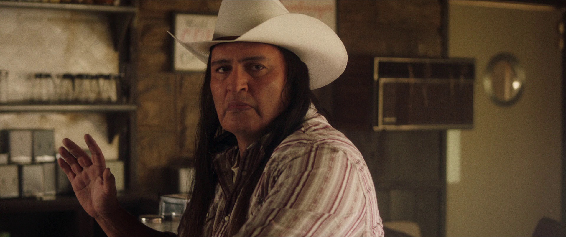 惊魂加油站 [简繁英字幕].The.Last.Stop.in.Yuma.County.2023.1080p.BluRay.x264.DTS-HD.MA.5.1-ParkHD 8.83GB-5.png