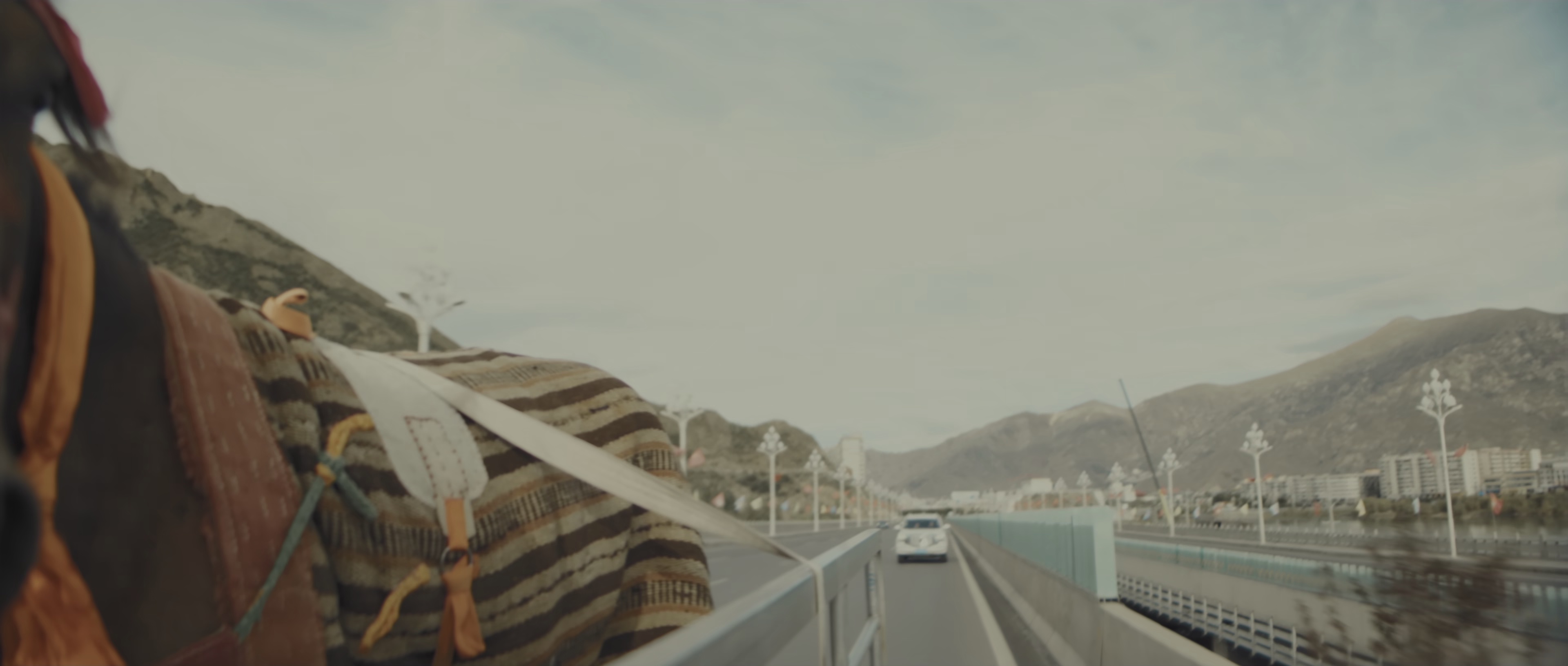女骑手 [60帧率版本][国语配音/中文字幕].Lady.Rider.2026.2160p.WEB-DL.DDP5.1.H265.60fps.HDR-ParkHD 2.90GB-6.png