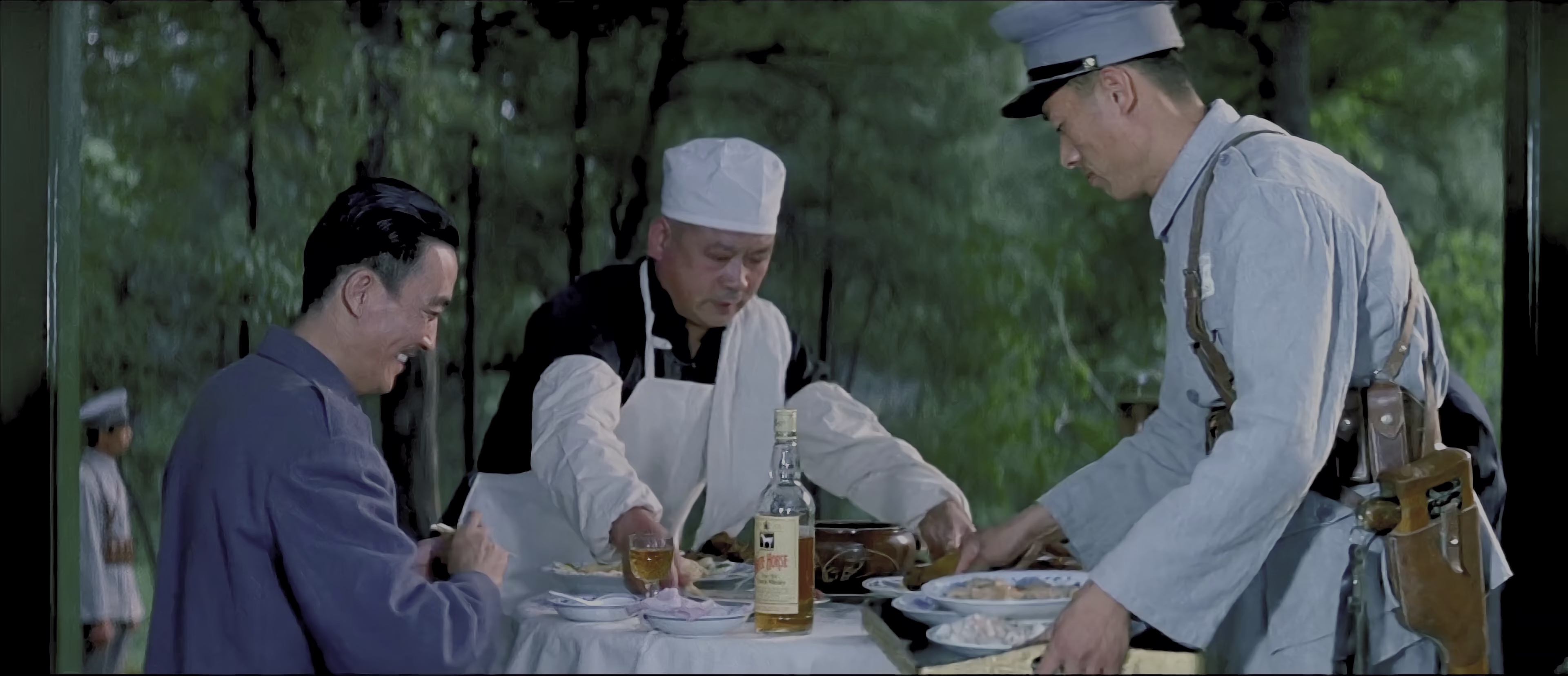 四渡赤水 [国语配音/中文字幕].Crossing.the.Chishui.River.Four.Times.1983.2160p.WEB-DL.H265.HDR.AAC-PandaQT 6.84GB-3.png