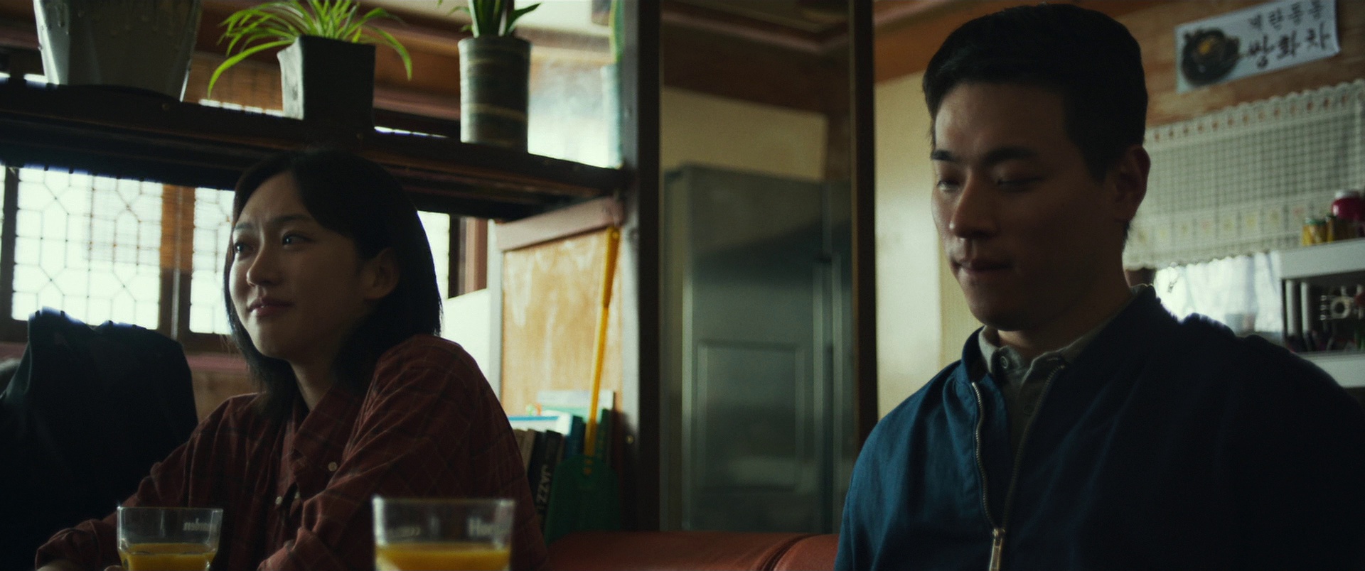 脸庞 [简繁英字幕].The.Ugly.2025.BluRay.1080p.DTS-HD.MA.5.1.x264-DreamHD 10.20GB-3.png