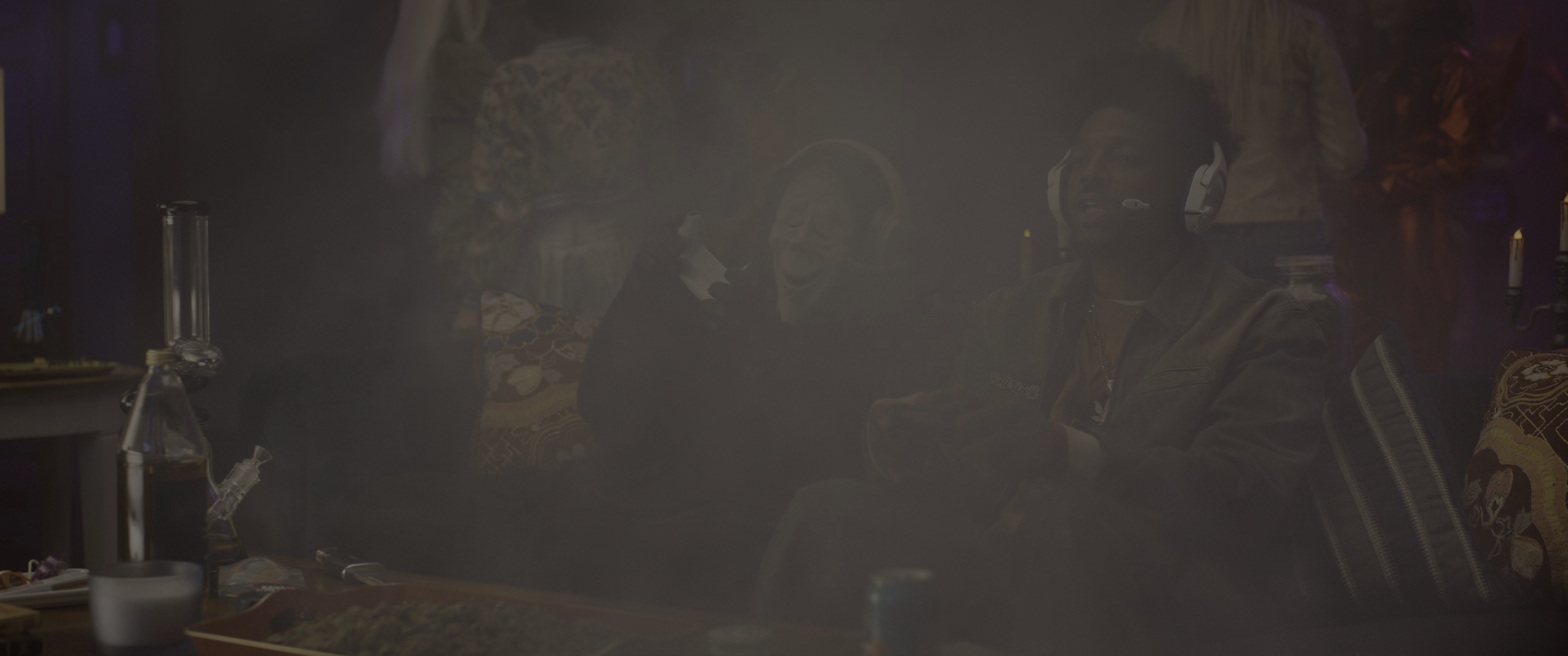 惊声尖笑6 [HDR/杜比视界双版本][简繁英字幕].Scary.Movie.2026.2160p.iT.WEB-DL.H265.DV.HDR.DDP.5.1.Atmos-QuickIO 16.75GB-6.png