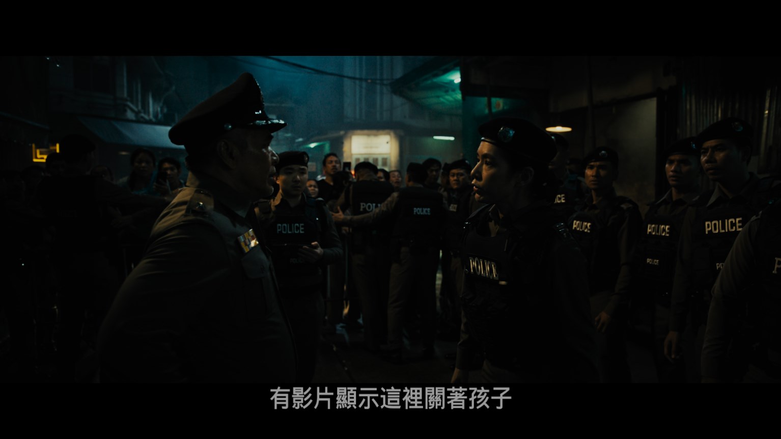 火遮眼 / 狂怒 【美版UHD原盘 DIY国语配音 简繁/双语字幕 菜单修改】.The.Furious.2025.V2.2160p.USA.UHD.Blu-ray.DoVi.HDR10.HEVC.TrueHD.7.1-TGA 83.51GB-6.jpg